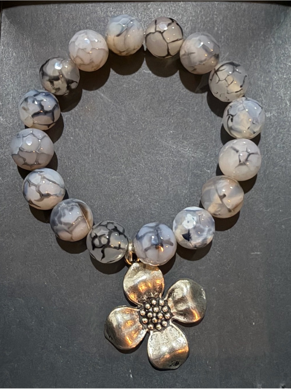 Agate Dragon Vein Bead Bracelet with Silver Flower Charm - Picture 1 of 1